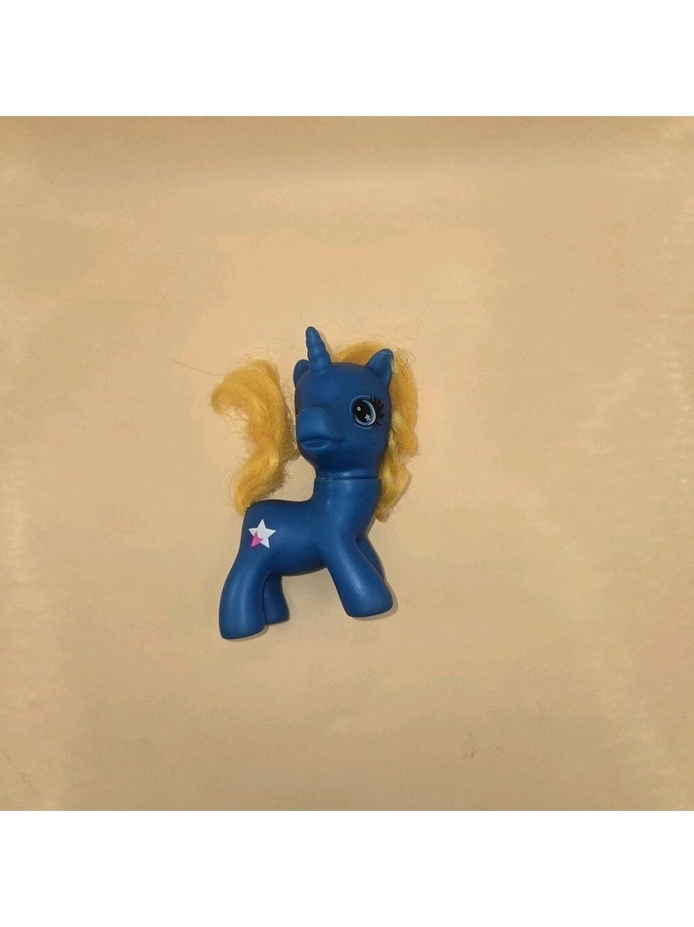Vintage Gi-Go Wonder Pony Land Blue Unicorn with Yellow Hair and Star Cutie Mark
